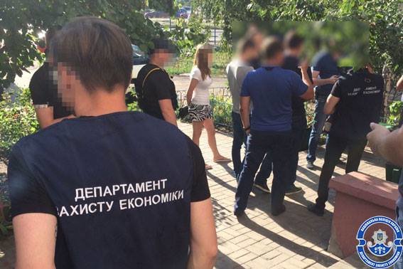 За взятку в 64,5 тыс. грн киевского чиновника приговорили к штрафу в 25,5 тысяч