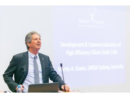 Лауреат премии «Глобальная энергия» Мартин Грин рассказал о своих разработках в области солнечной энергетики