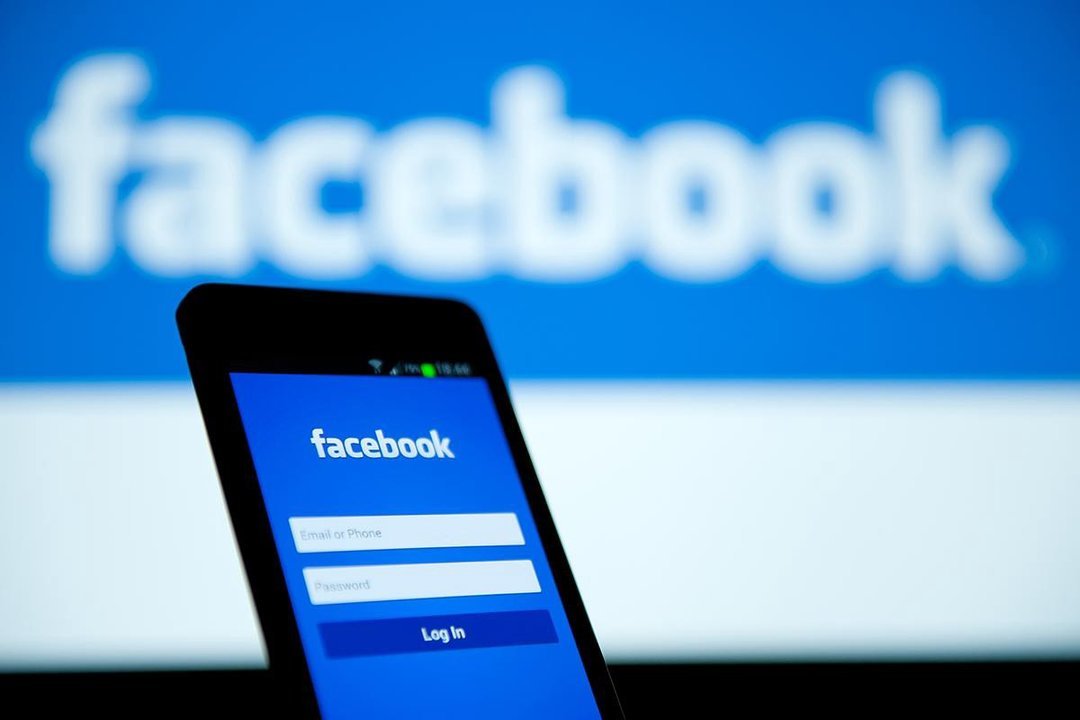 Хакеры опубликовали данные о 257 тыс. пользователей Facebook