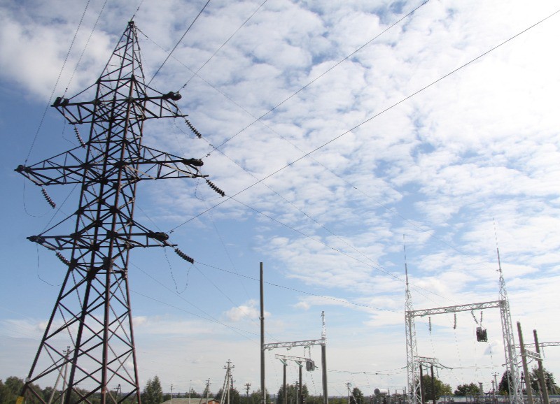 «Нижновэнерго» ввел в эксплуатацию свыше 350 км линий электропередачи за 10 месяцев 2018 года
