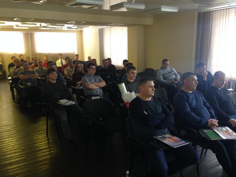 «Изолятор» провел семинар для технических специалистов компании «Региональные электрические сети»