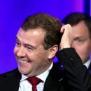 Медведев: Пенсионная реформа уравновесит бюджет ПФР Медведев: Пенсионная реформа уравновесит бюджет ПФР