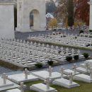 Туристы из Польши повредили реставрационные панели на Мемориале орлят во Львове